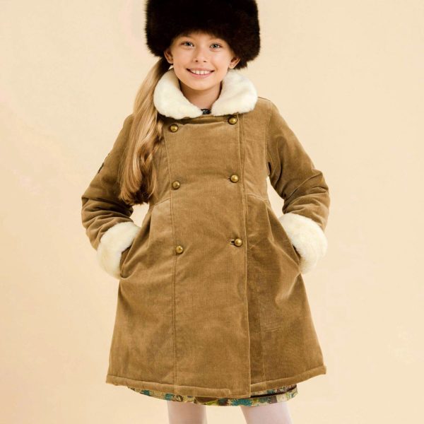 long coat for girls from 2 to 14 years old in beige velvet with collar and adjustable long sleeves in faux fur off-white. Fair trade children's fashion THE FAULT OF VOLTAIRE