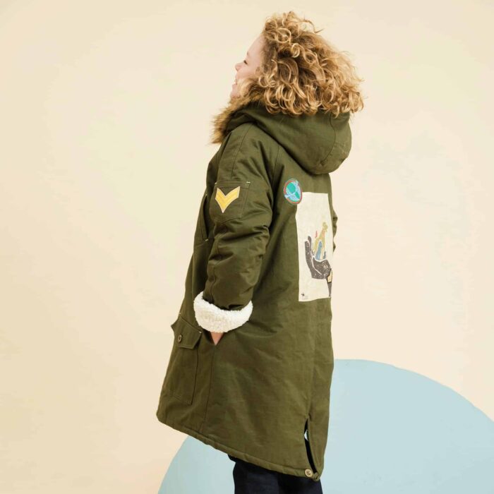 Long and warm parka for girl, khaki color, fake fur hood, imitation sheepskin lining for girls and boys of the fashion brand for children LA FAUTE A VOLTAIRE