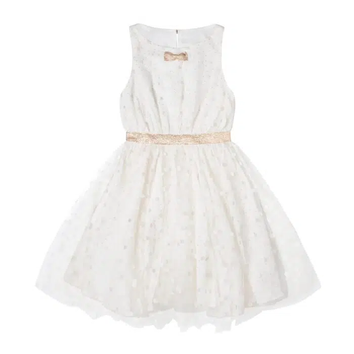 Une Magnifique Robe Qui Tourne de Cérémonie pour Fille et Fillettes en Tulle Blanc Cassé avec Ceinture Intégrée et noeud sur la poitrine en Lin Doré de la Marque de Mode pour Enfants Chics La Faute à Voltaire.