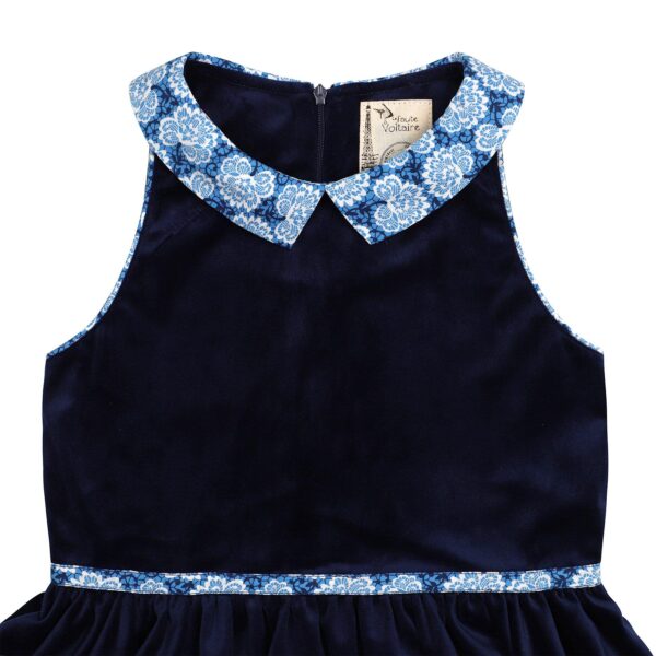 Dress that turns in velvet milleraies navy blue and claudine collar in liberty blue king cotton, sleeveless. Model design HEPBURN of the fashion brand for children retro chic in fair trade LA FAUTE A VOLTAIRE