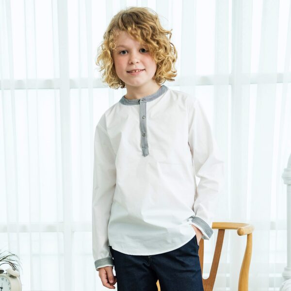 white long-sleeved shirt and Mao collar in dark blue and beige denim for boys aged 2 to 14