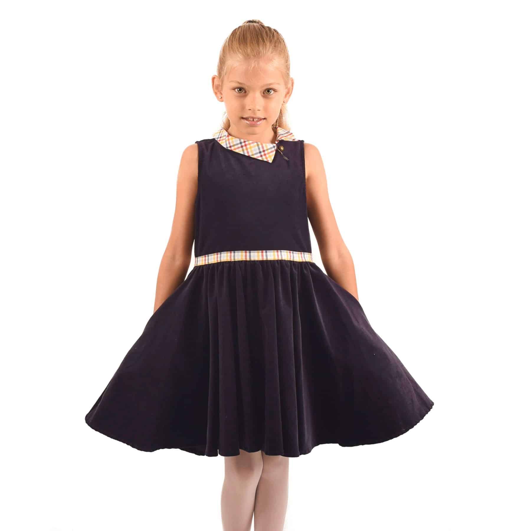 Cute spinning dress in navy blue velvet and pointed Claudine collar from the children's fashion brand La Faute à Voltaire