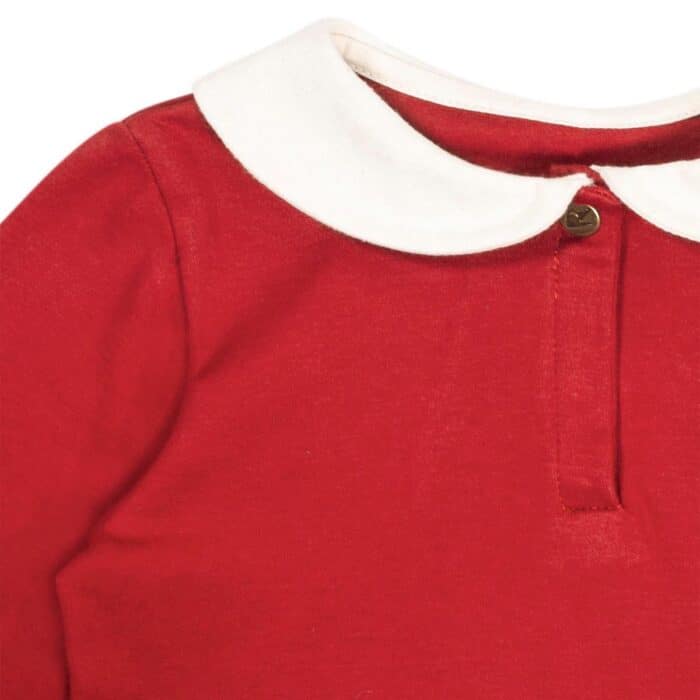 Tee-shirt hiver rouge à manches longues et col Claudine beige, bouton pression dans la nuque de la marque de mode pour enfant La Faute à Voltaire