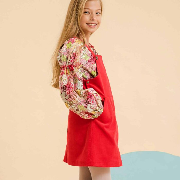 robe salopette en velours rouge pour petites filles et adolescentes de 2 à 14 ans de la marque de mode pour enfant de LA FAUTE A VOLTAIRE