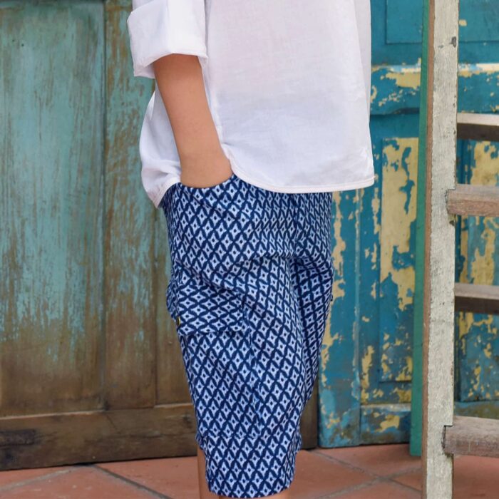 Short bermuda en coton imprimé japonisant bleu avec poches cargo et taille élastique pour garçons de 2 à 14 ans