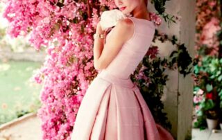 Pink skater dress worn by the actress of the 50s and 60s symbol of elegance for little girls