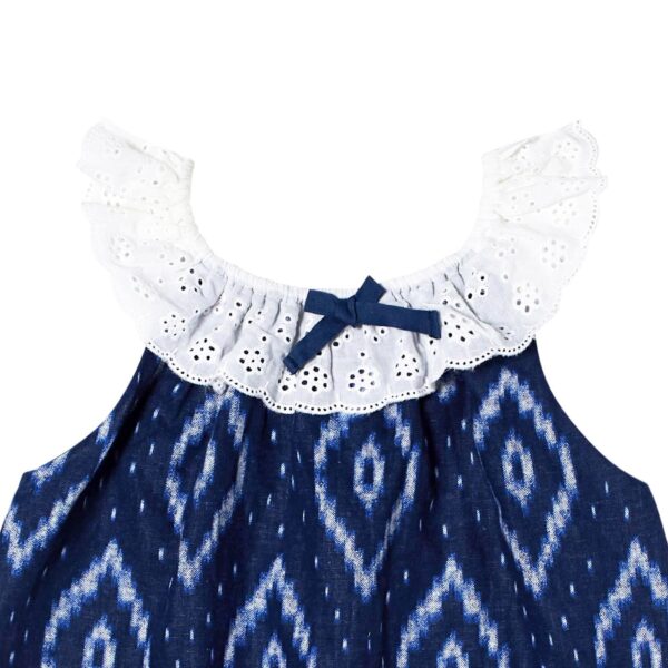 Summer blouse girl in cotton tie-and-dye navy blue and blannc with collar in elastic white English embroidery for girls and teenagers from 2 to 16 years of the children's fashion brand LA FAUTE A VOLTAIRE