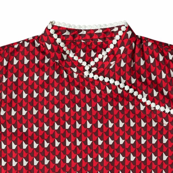 Asian-inspired blouse in graphic red cotton and Mao collar lined with white pom-pom style lace for girls 2 to 12 years old