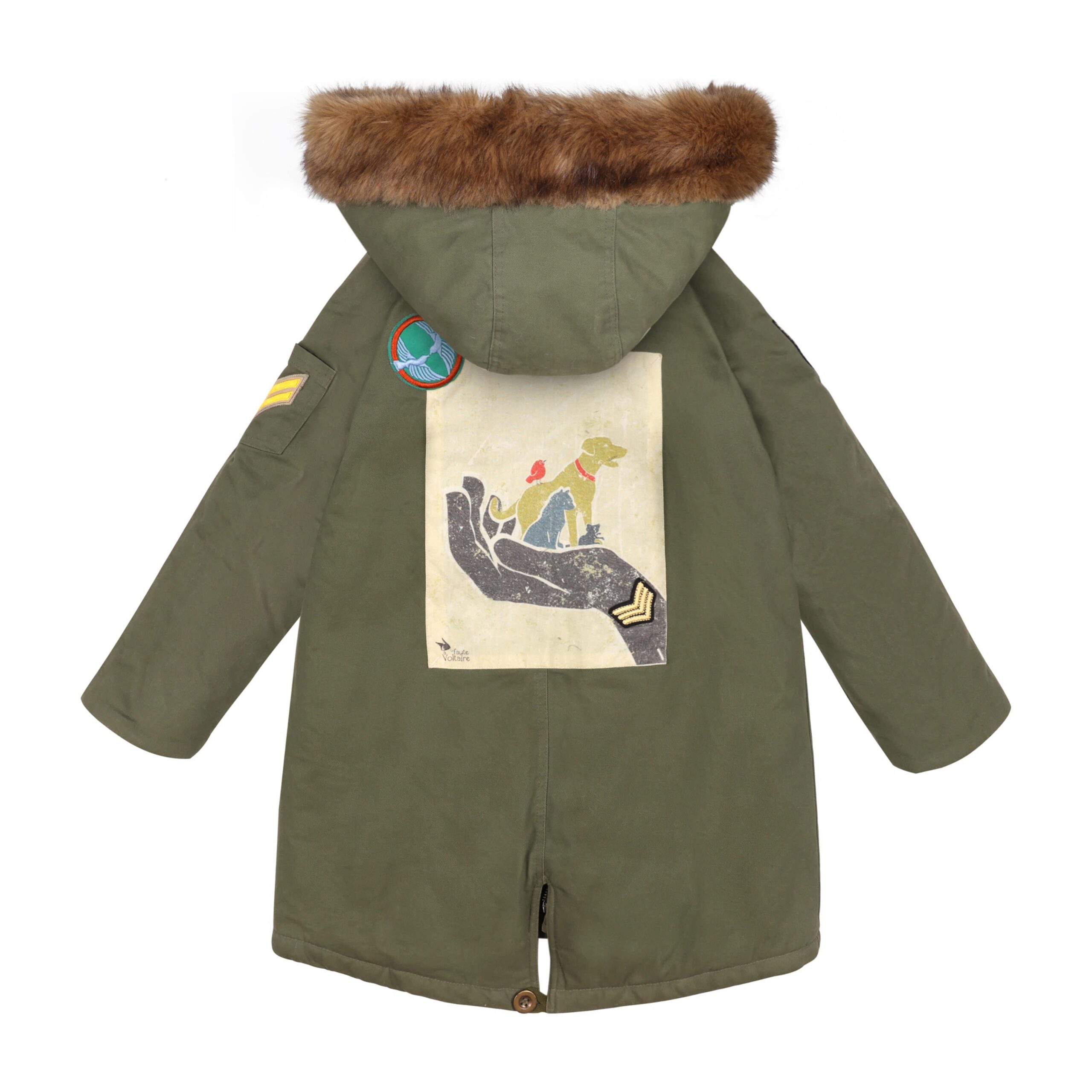 Long and warm parka for girls, khaki color, faux fur hood, imitation sheepskin lining for girls and teens from the children's fashion brand LA FAUTE A VOLTAIRE