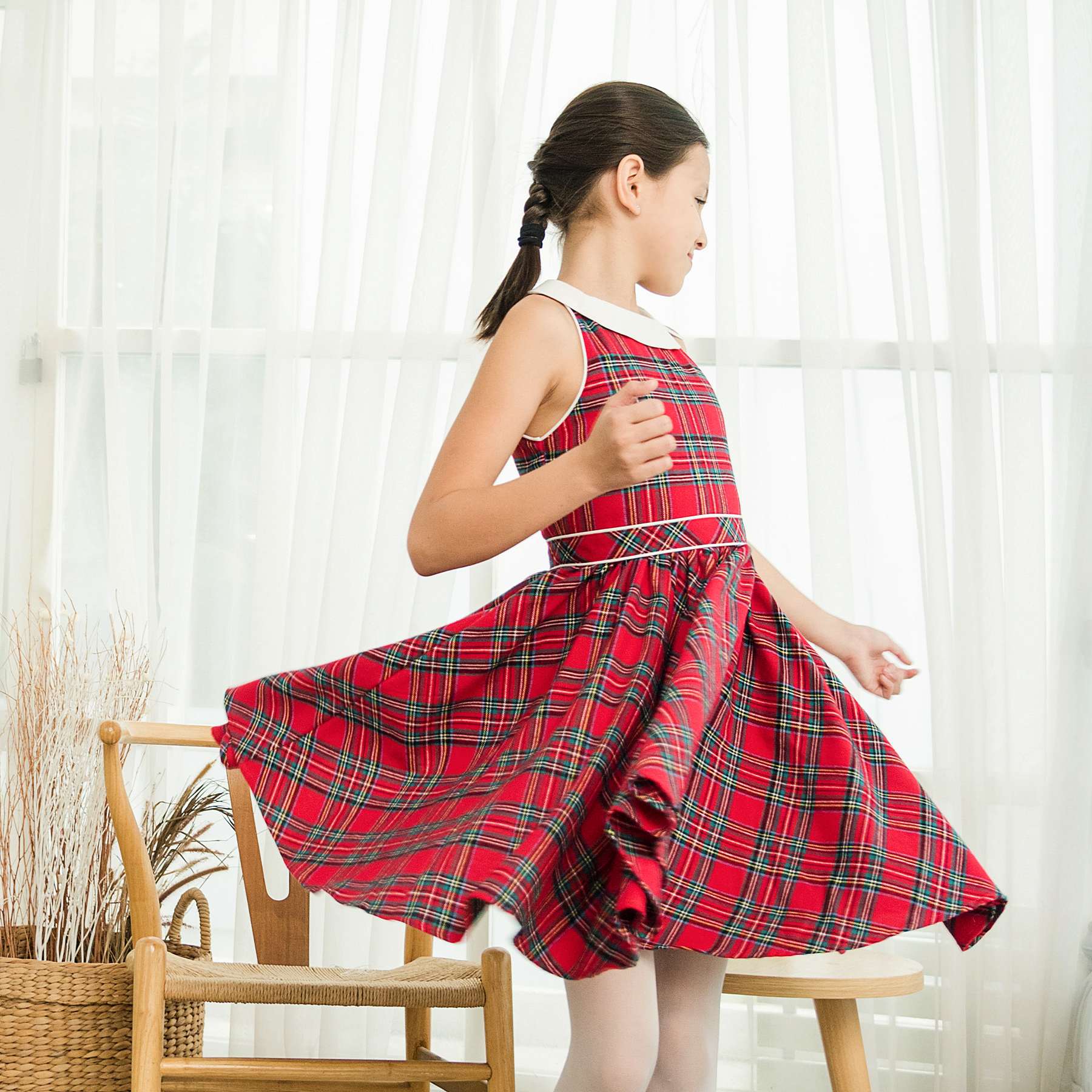 olie Christmas dress in red tartan check and white collar, sleeveless, for girls and young women from the children's fashion brand LA FAUTE A VOLTAIRE