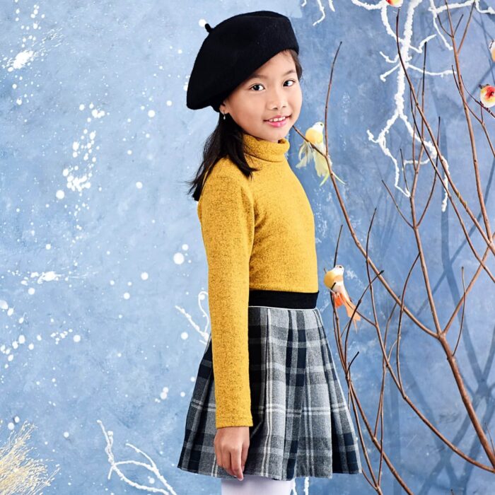 Joli sous-pull col roulé tout doux et chaud couleur jaune pour filles de 2 à 16 ans, de la marque de mode pour enfant LA FAUTE A VOLTAIRE