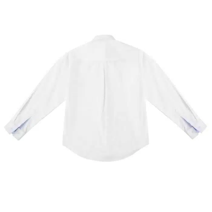 Jolie chemise blanche à manches longues et col pointu pour garçons. Parfaite en tenue de cérémonie pour un mariage ou communion. Chemise blanche pour enfants de 2 à 16 ans de la marque de mode LA FAUTE A VOLTAIRE