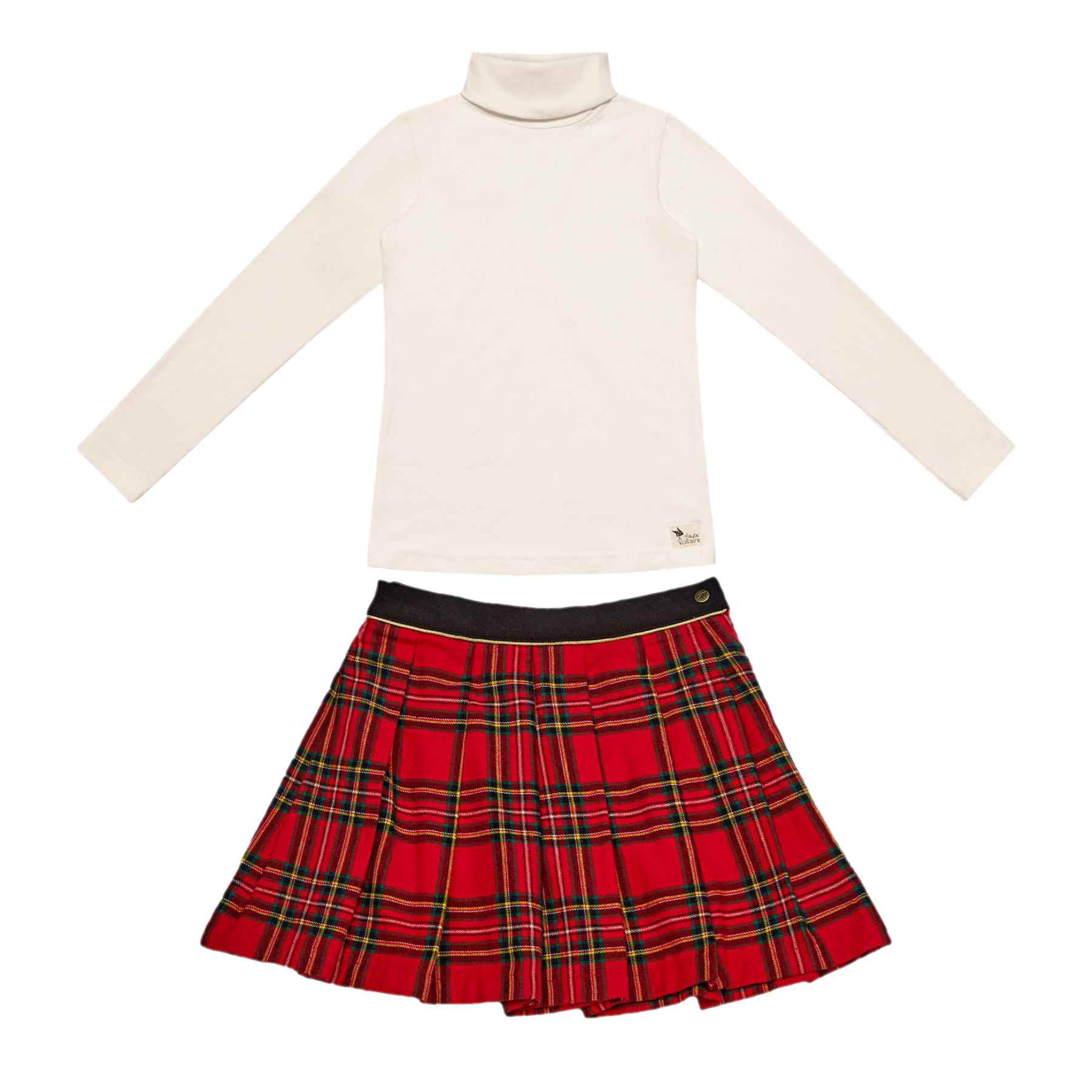 Un magnifique ensemble hivernale pour les filles et fillettes composé d'une élégante jupe plissée à carreaux tartan au style écossais et un délicat pull col roulé beige tout doux de la marque de mode pour enfants LA FAUTE A VOLTAIRE