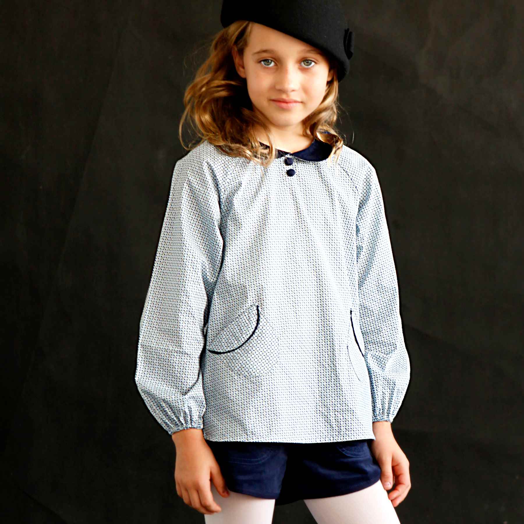 Craquez pour cette Jolie Blouse Bleu ciel Fleurie L, pour Fille de 2 à 16 ans avec Col Claudine en Velours Bleu marine de de la Marque de Mode Chic et Tendance La Faute à Voltaire