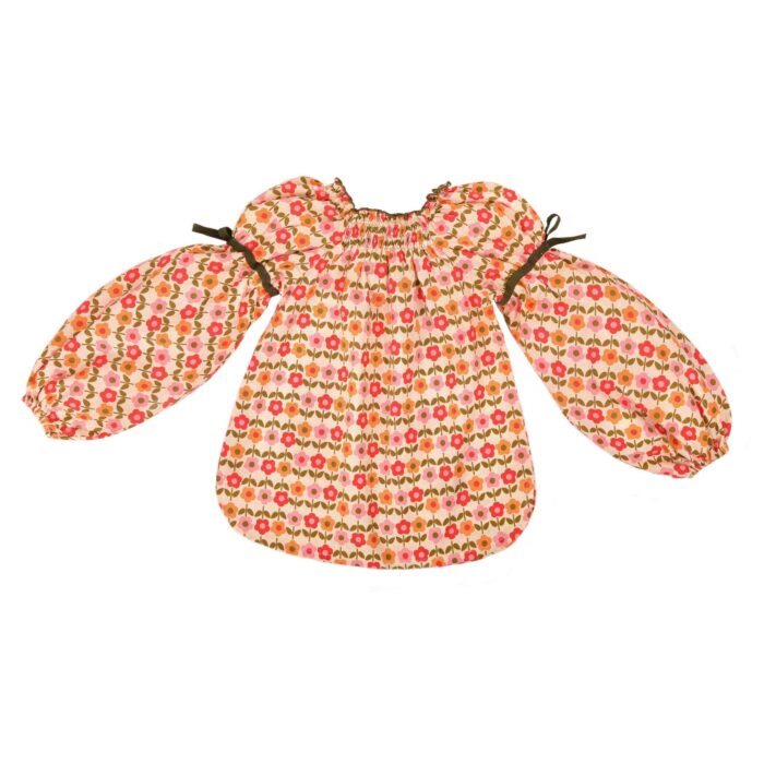 Blouse automne hiver pour fille de 2 à 16 ans en coton fleurie liberty rouge et jaune à manche ballon et col smocks de la marque de mode pour enfants en commerce équitable LA FAUTE A VOLTAIRE