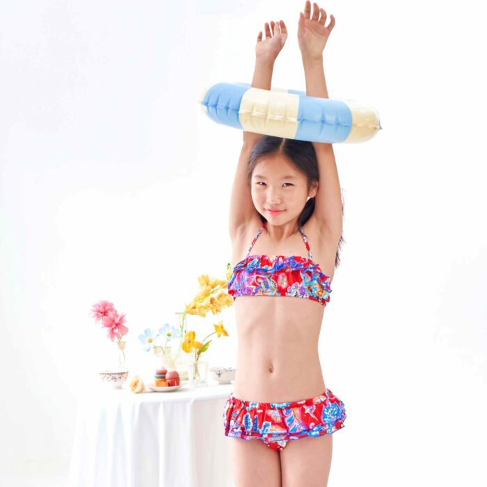 Nouveau Maillot de Bain Deux Pièces Été Fille en Coton Fleuri Style HawaÏ Couleur Rouge, Bleu Roi, Rose, Orange pour Filles, Fillettes et Ados de 2 à 16 ans de la Marque de Mode Française pour Enfant La Faute à Voltaire/ C'est la faute à Voltaire.